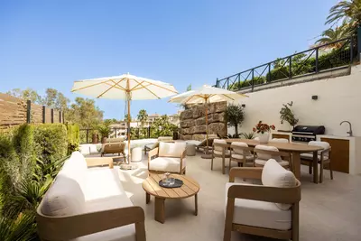 Middle Floor Apartment in Nueva Andalucía