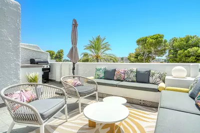 Townhouse in Nueva Andalucía