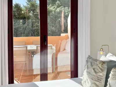 Middle Floor Apartment in Benahavís