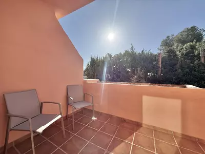 Middle Floor Apartment in Benahavís