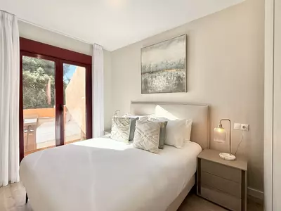 Middle Floor Apartment in Benahavís