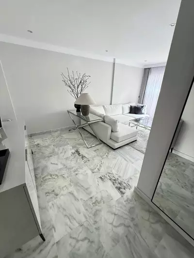 Middle Floor Apartment in Benahavís