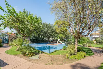 Middle Floor Apartment in Nueva Andalucía