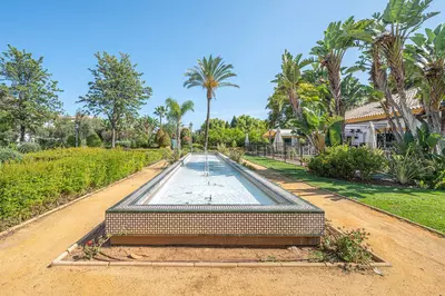 Middle Floor Apartment in Nueva Andalucía