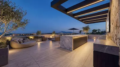 Detached Villa in Bel Air