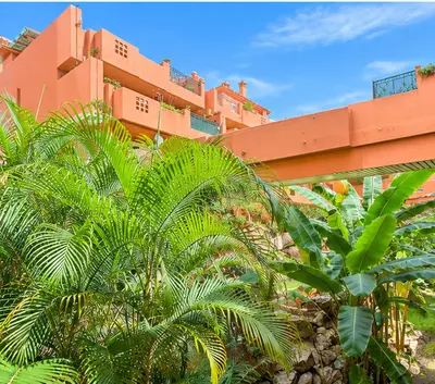 Middle Floor Apartment in Cabopino