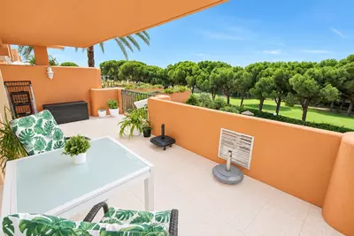 Middle Floor Apartment in Cabopino