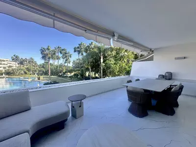 Middle Floor Apartment in Marbella