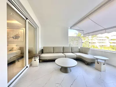 Middle Floor Apartment in Marbella