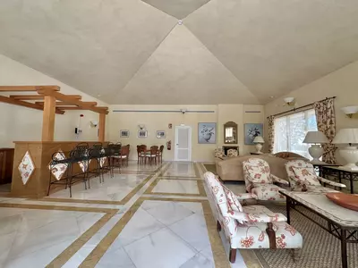Middle Floor Apartment in Marbella