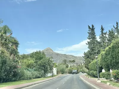 Middle Floor Apartment in Marbella