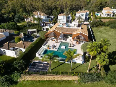 Detached Villa in Nueva Andalucía