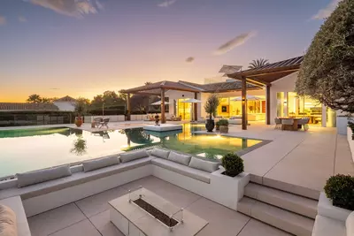 Detached Villa in Nueva Andalucía