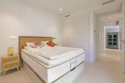 Middle Floor Apartment in Estepona