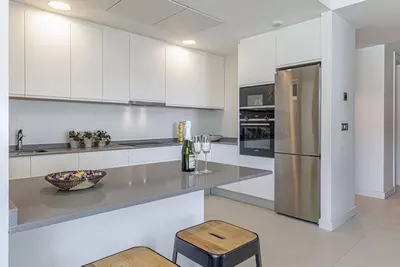 Middle Floor Apartment in Estepona