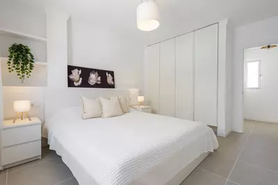 Middle Floor Apartment in Estepona