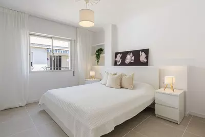 Middle Floor Apartment in Estepona