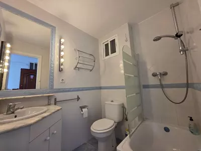 Middle Floor Apartment in Marbella