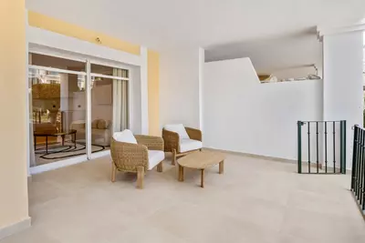 Middle Floor Apartment in Nueva Andalucía