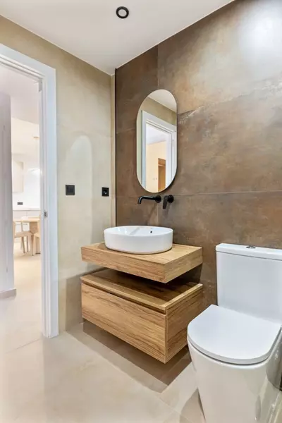Middle Floor Apartment in Nueva Andalucía