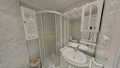 Middle Floor Apartment in Marbella