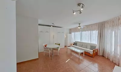 Middle Floor Apartment in Marbella
