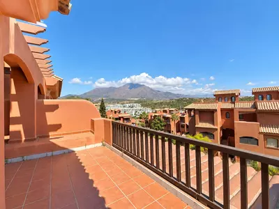 Penthouse Duplex in Estepona