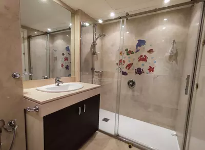 Middle Floor Apartment in Estepona