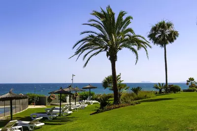 Middle Floor Apartment in Estepona