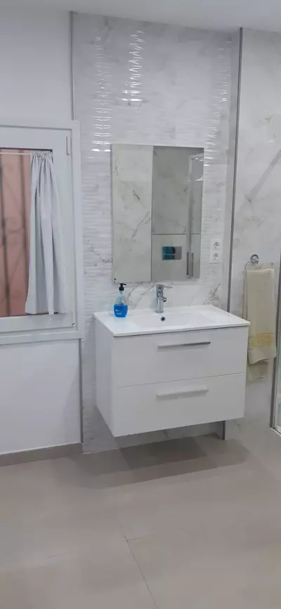 Middle Floor Apartment in Estepona