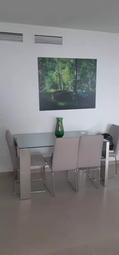 Middle Floor Apartment in Estepona