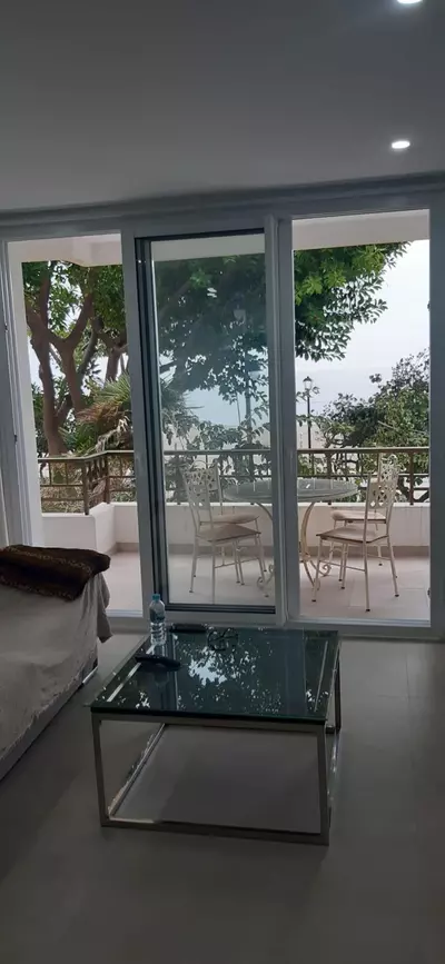 Middle Floor Apartment in Estepona