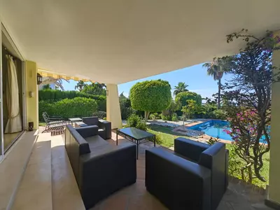 Detached Villa in Estepona