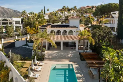 Detached Villa in Nueva Andalucía
