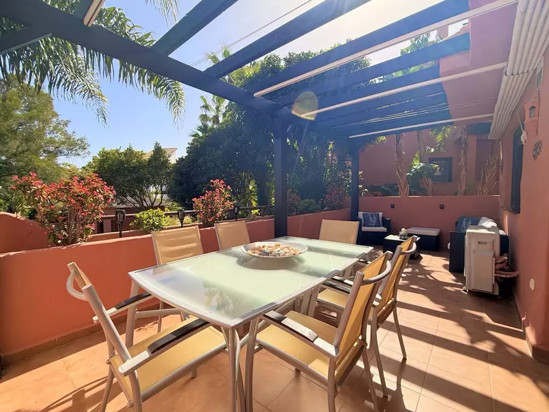 Middle Floor Apartment in Casares Playa