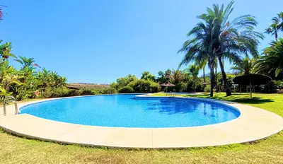 Middle Floor Apartment in Casares Playa