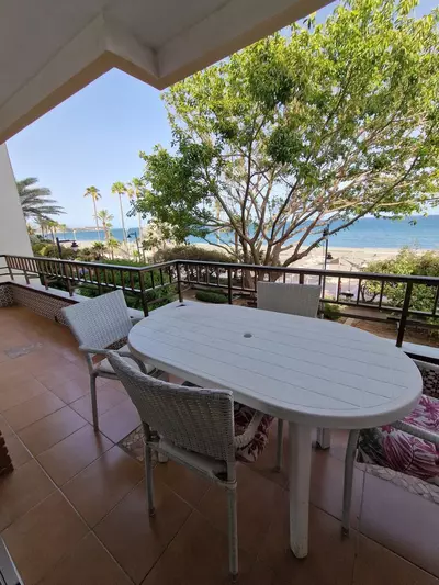 Middle Floor Apartment in Estepona