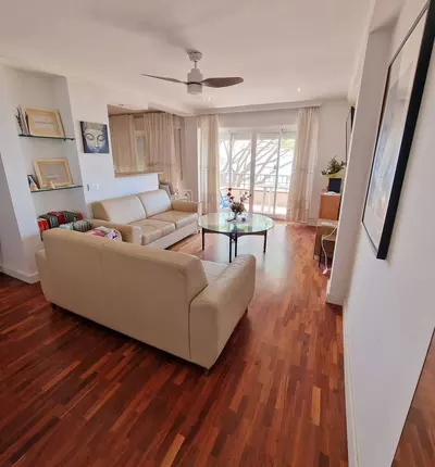 Middle Floor Apartment in Estepona