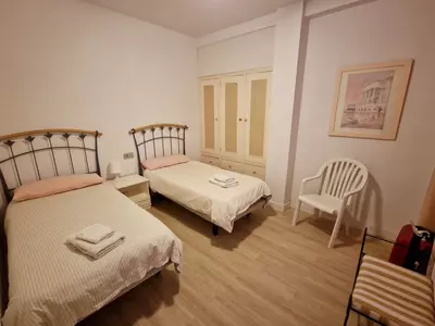Middle Floor Apartment in Estepona