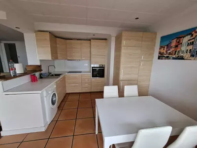 Middle Floor Apartment in Estepona