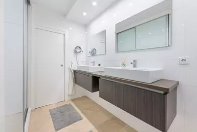 Middle Floor Apartment in Nueva Andalucía