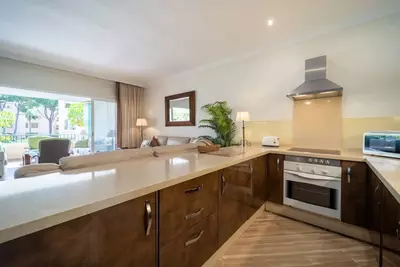 Middle Floor Apartment in Elviria