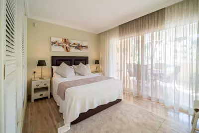 Middle Floor Apartment in Elviria