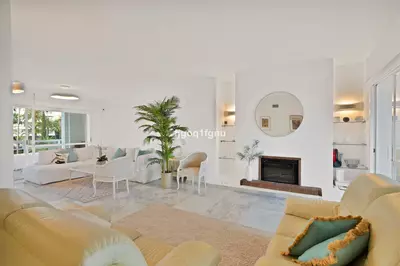 Middle Floor Apartment in Marbella