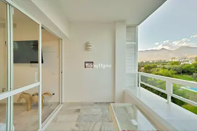 Middle Floor Apartment in Marbella
