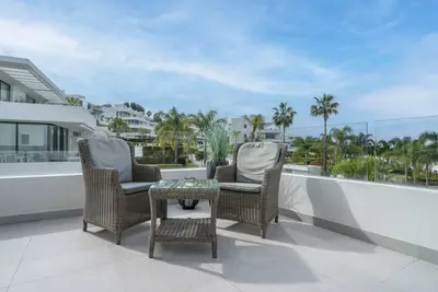 Penthouse in Estepona