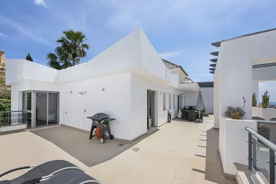 Penthouse in Benahavís