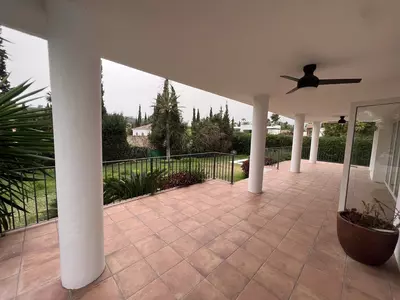 Detached Villa in Nueva Andalucía