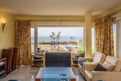 Middle Floor Apartment in Elviria