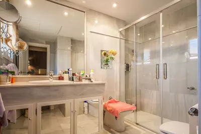 Middle Floor Apartment in Elviria